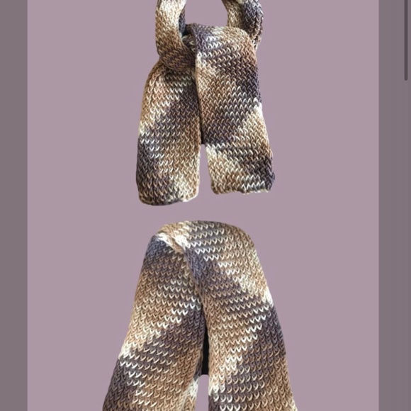 Hand Made Scarf for Women - Picture 3 of 3